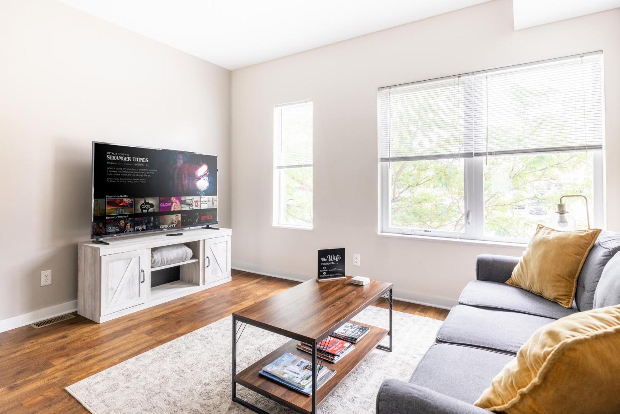 Luxury Downtown Townhome Unit 15 Cleveland Exterior photo