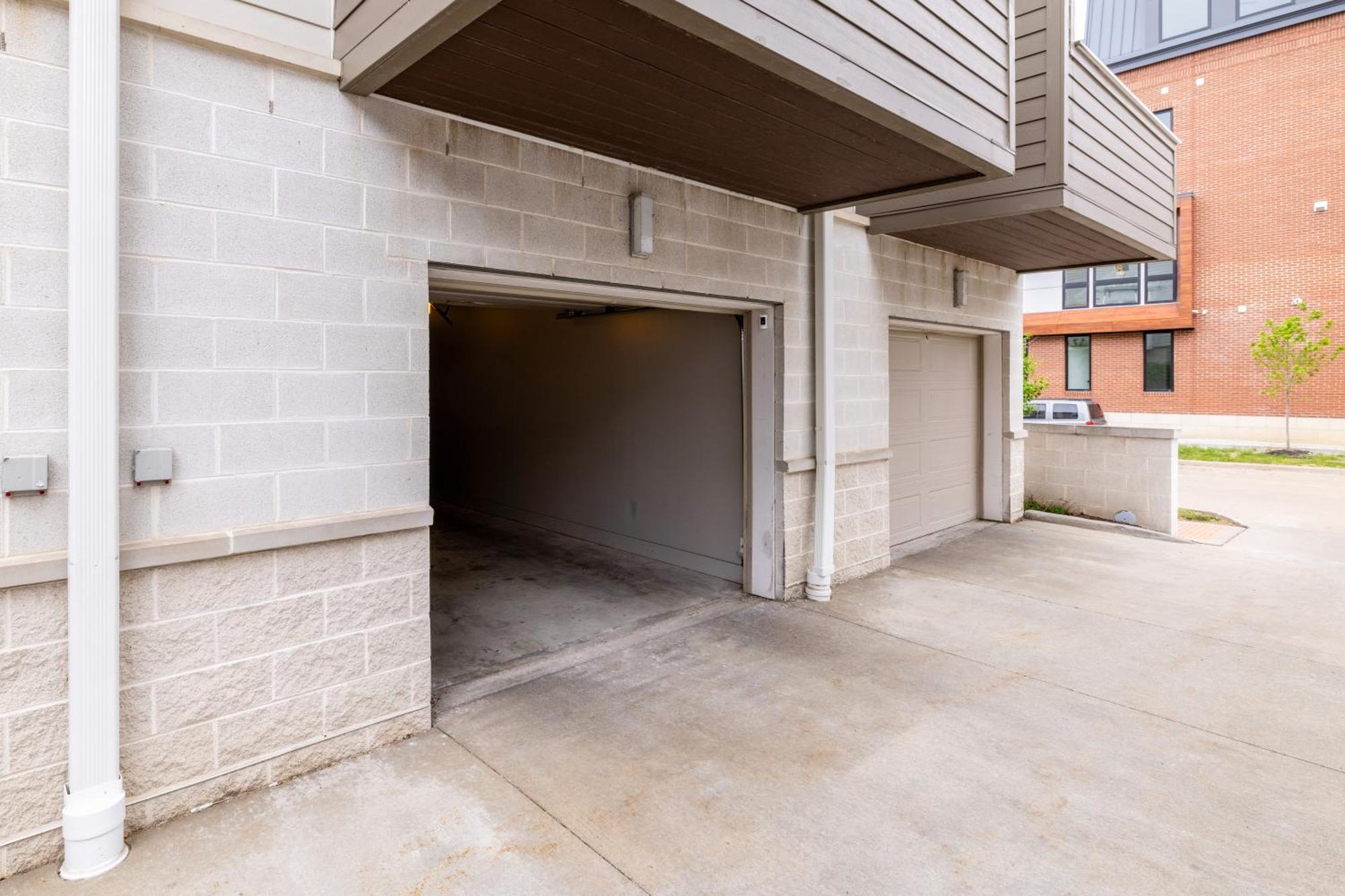 Luxury Downtown Townhome Unit 15 Cleveland Exterior photo
